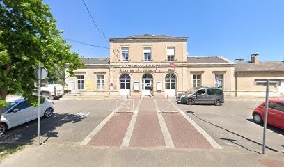 Gare de Varangéville, Parking à Varangéville