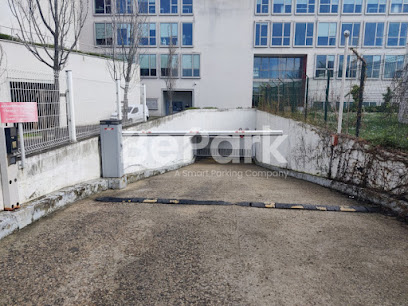 Bepark - Rue Joseph Albert Boulhet 57, Parking à Saint-Denis