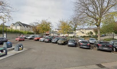 21 Rue De L'Écluse Parking, Parking à Saumur