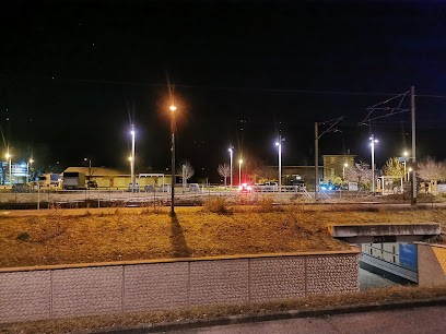 Gare De Saint-Hilaire-Saint-Nazaire, Parking à Saint-Hilaire-du-Rosier