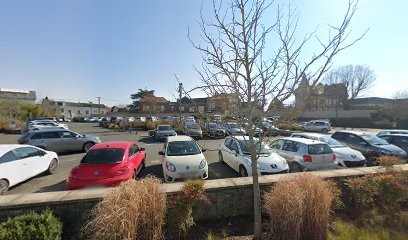 Gare De St-Just-en-Chaussée, Parking à Saint-Just-en-Chaussée