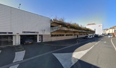 Relais De La Gare, Parking à Saint-Gratien