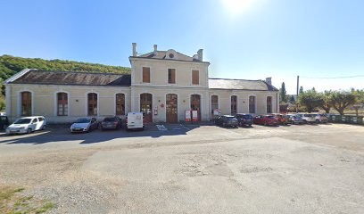 Gare De St-Denis-près-Martel, Parking à Saint-Denis-lès-Martel