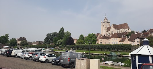 Avenue De Lahr, Parking à Dole