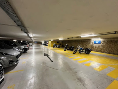 Parking Versailles Cathédrale - Effia Parking à Versailles