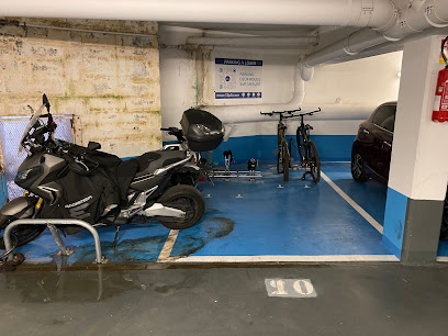 12.5 Parking Vélo - Cargo - Moto - Quintinie, Parking à Paris 15