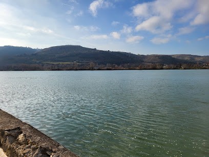 Saint-Vallier Sur Rhône, Parking à Saint-Vallier