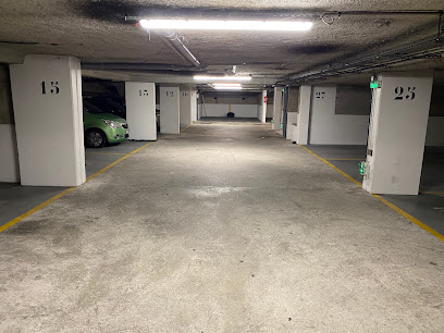 12.5 Parking Vélo - Cargo - Moto - Boulay, Parking à Paris 17