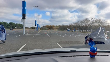 Piste Moto Le Parisis, Parking à Villepinte