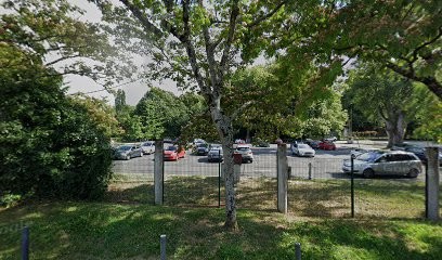 Duperier, Parking à Saint-Médard-en-Jalles