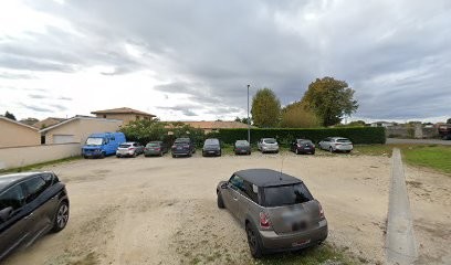 7 Rue Du Dr Edouard Robert Parking, Parking à Saint-Médard-en-Jalles