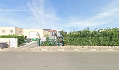 Parcastains, Parking à Stains