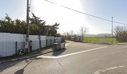 Serlec, Parking à Saint-Pierre-de-Chandieu