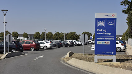 Parking De Covoiturage Vinci Autoroutes, Parking à Bourges