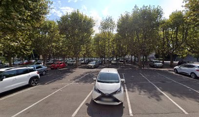 310 Rue de Thizy Parking, Parking à Villefranche-sur-Saône