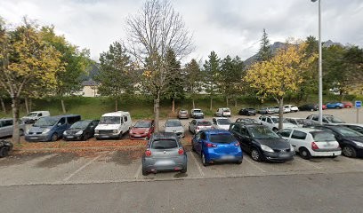 Saint-Pierre-d'Albigny, Parking à Saint-Pierre-d'Albigny