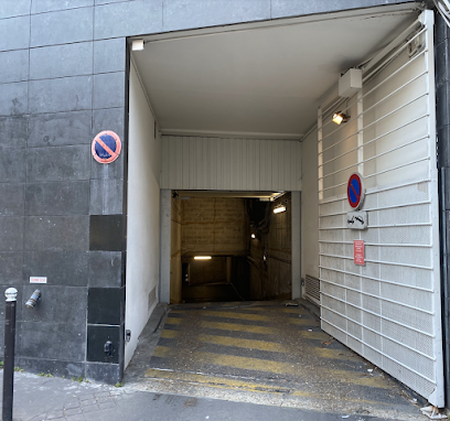 12.5 Parking Vélo - Cargo - Moto - Sente Des Dorees, Parking à Paris 19