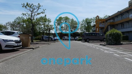 Onepark - Parking Saint-Laurent-De-Mure - Aéroport De Lyon Saint-Exupéry, Parking à Saint-Laurent-de-Mure