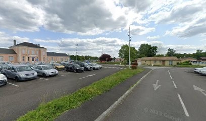 P+R Gare de Saint-Mariens - Saint-Yzan, Parking à Saint-Yzan-de-Soudiac