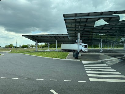 Truck Parking - Centre Routier ISOPARC, Parking à Sorigny